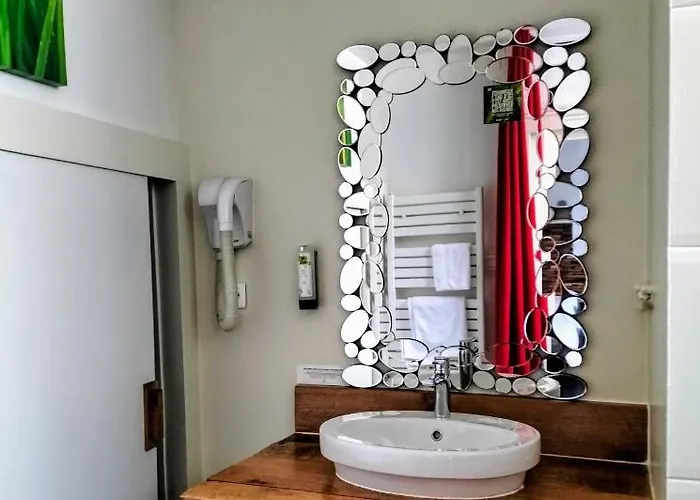 מלון Restaurant Herard 3*